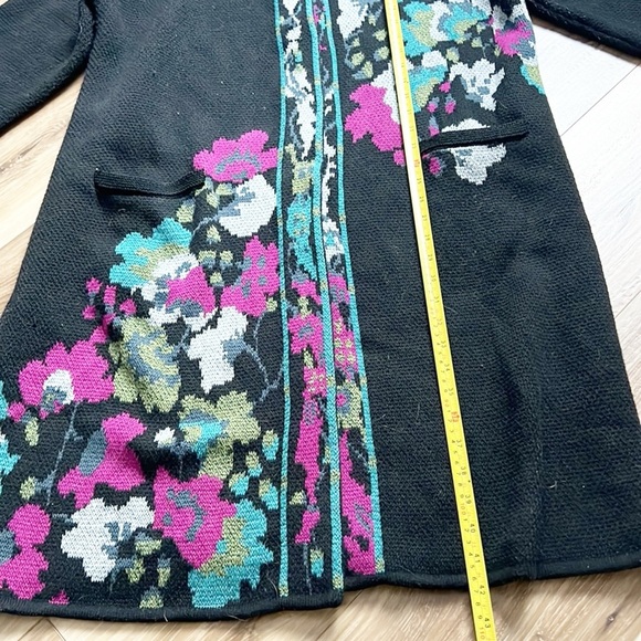 J Jill Duster Cardigan Sweater
Women Oversized Floral Black Size XL - Picture 16 of 16